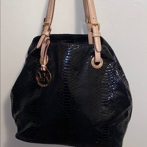 MK kors black hand bag